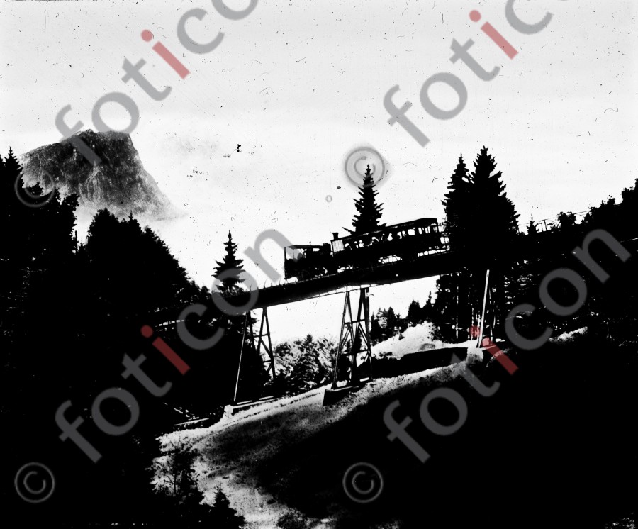 Rigibahn, Schnurtobelbrücke | Rigi railway, Schnurtobel bridge (foticon-simon-021-036-sw.jpg)